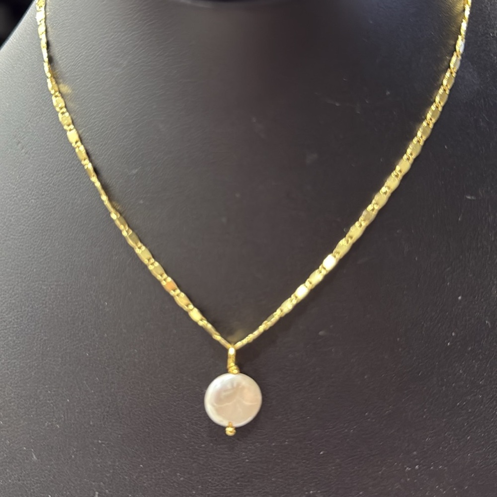 (18)MADEWELL New Casted Pearl Coin Necklace - Picture 4 of 5